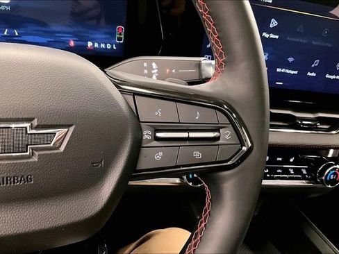 Used 2025 Chevrolet Equinox RS image 29