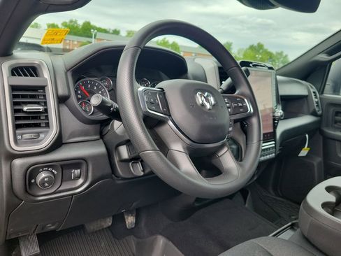 New 2026 RAM 2500 Tradesman AWD/4WD image 12