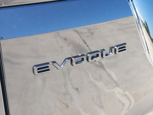 Certified 2026 Land Rover Range Rover Evoque Dynamic SE AWD/4WD image 34