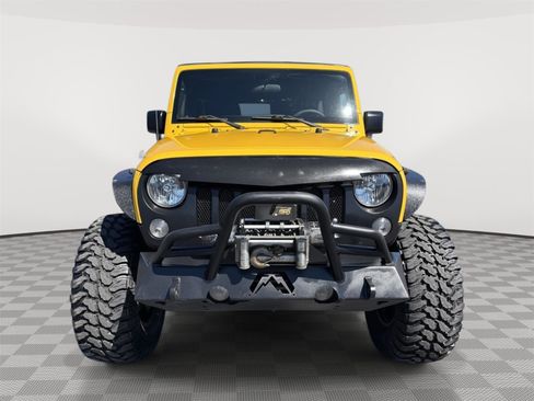 Used 2015 Jeep Wrangler Unlimited Sport w/ Max Tow Package AWD/4WD image 2
