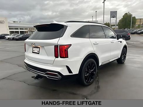 Used 2023 Kia Sorento SX FWD image 3