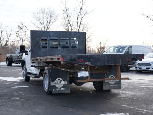 Used 2022 GMC Sierra 3500 Pro w/ Convenience Package image 5