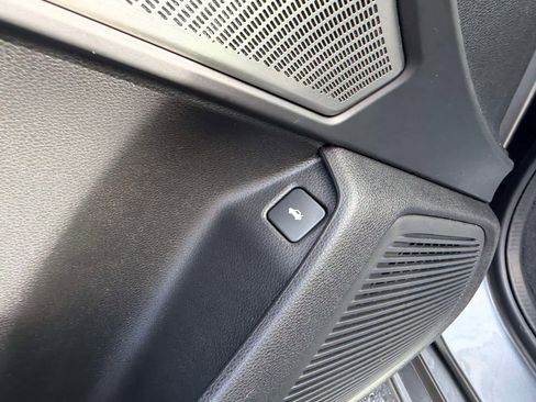 Certified 2025 Acura TLX w/Technology Package image 20