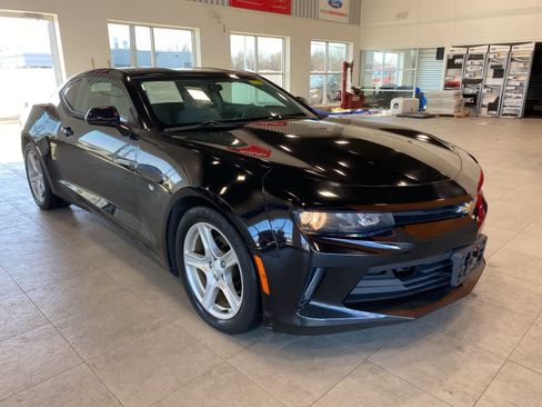 Used 2016 Chevrolet Camaro LT image 7