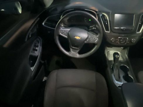 Used 2017 Chevrolet Malibu LS image 30