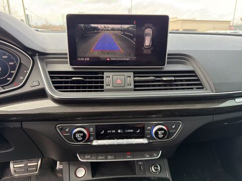 Used 2020 Audi SQ5 Premium Plus w/ Premium Plus Package image 18