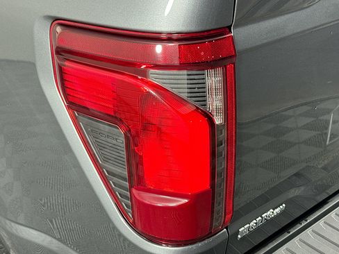 Used 2025 Ford F150 XLT w/ Equipment Group 301A Standard image 33