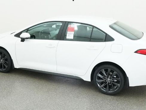 New 2026 Toyota Corolla SE FWD image 4