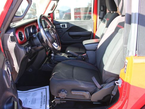 Used 2021 Jeep Wrangler Rubicon image 12