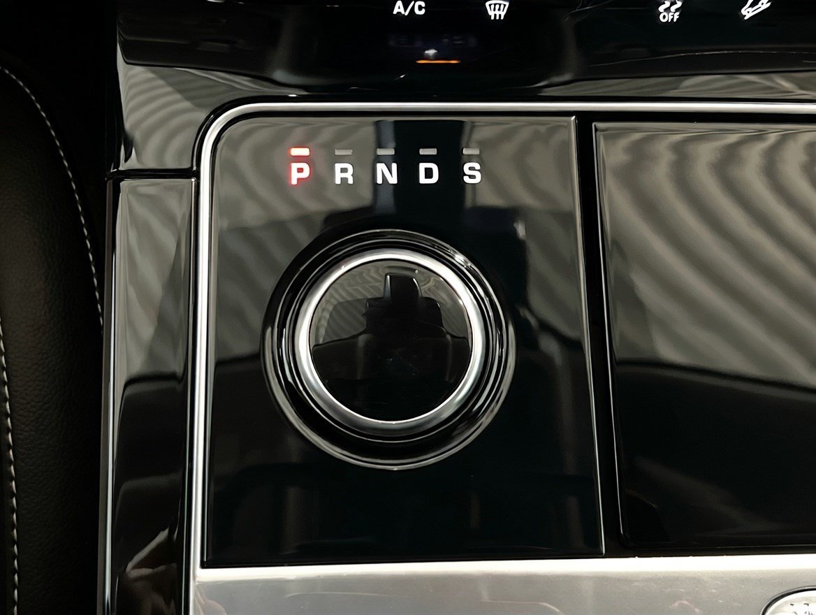 Used 2020 Land Rover Range Rover Velar S AWD/4WD image 13