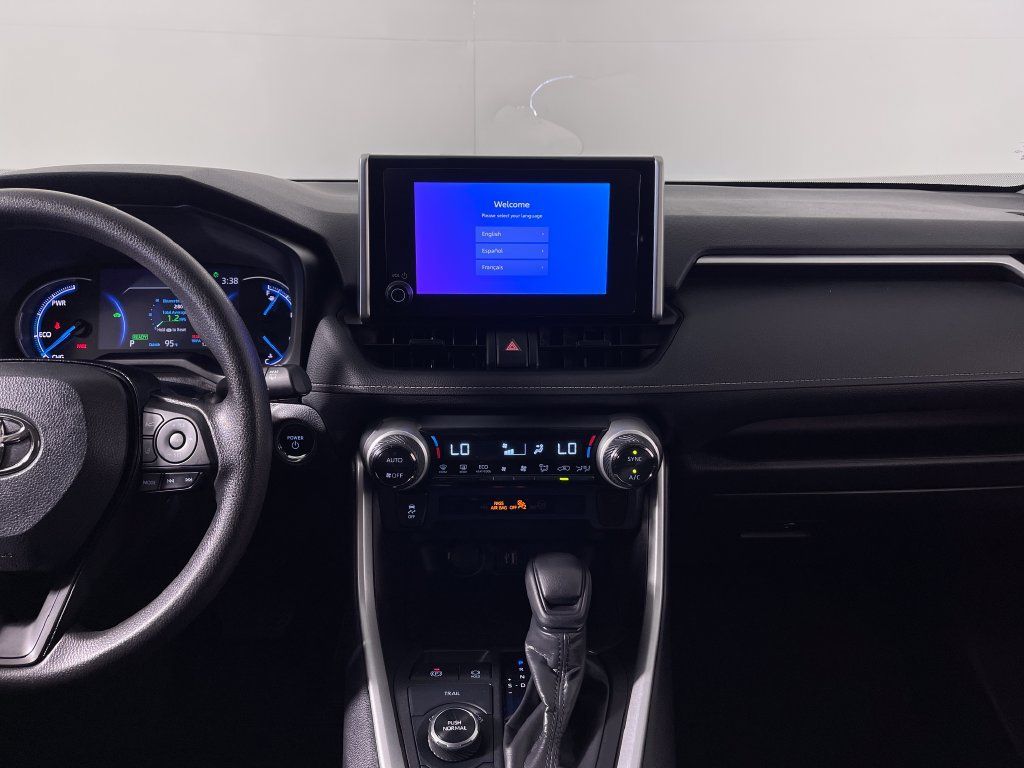 Certified 2024 Toyota RAV4 XLE AWD/4WD image 15