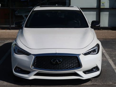 Used 2020 INFINITI Q60 Red Sport 400 w/ Proactive Package image 4