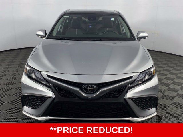 Used 2021 Toyota Camry XSE w/ Navigation Package FWD image 2