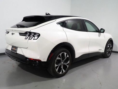 Used 2022 Ford Mustang Mach-E Premium image 6