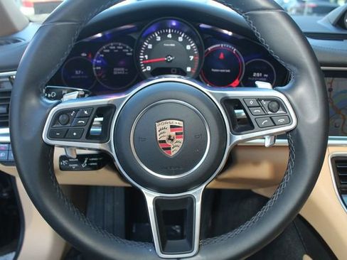 Used 2019 Porsche Panamera 4 image 18