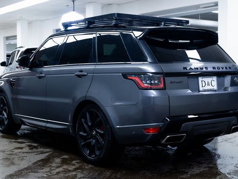 Used 2019 Land Rover Range Rover Sport HSE Dynamic image 4