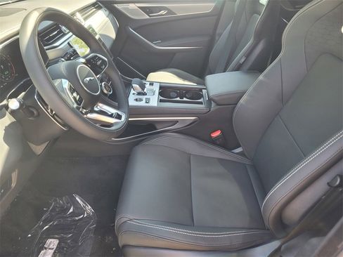 New 2026 Jaguar F-PACE R-Dynamic S image 12