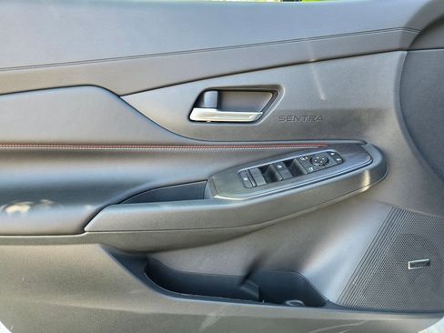 New 2026 Nissan Sentra SR FWD image 14