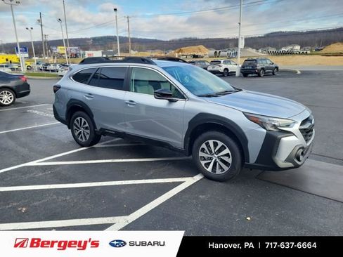 New 2025 Subaru Outback Premium image 5