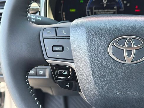 New 2026 Toyota Camry SE FWD image 24