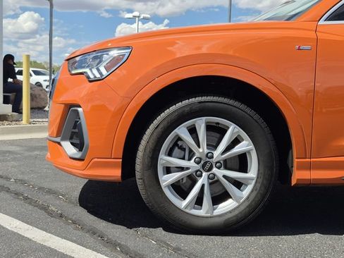 Used 2024 Audi Q3 2.0T Premium AWD/4WD image 9