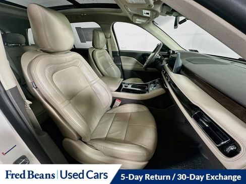 Certified 2020 Lincoln Aviator Reserve w/ Elements Package Plus AWD/4WD image 38