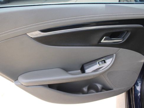 Used 2019 Chevrolet Impala LS FWD image 15