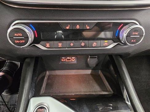 Used 2020 Nissan Altima 2.5 SL FWD image 17