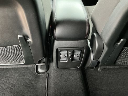 Used 2024 Dodge Durango R/T w/ Trailer Tow Group IV image 32