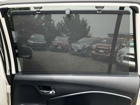 Used 2016 Honda Pilot Touring image 35