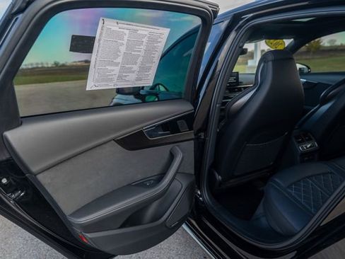 Used 2023 Audi S4 Prestige image 19