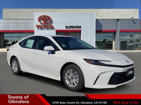 New 2026 Toyota Camry LE image 1