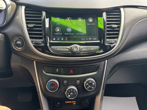 Used 2018 Chevrolet Trax LT w/ Driver Confidence Package image 22