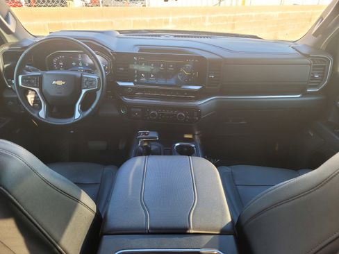 Used 2023 Chevrolet Silverado 1500 LTZ w/ LTZ Premium Package image 15