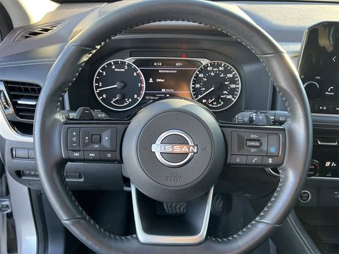 Certified 2023 Nissan Rogue SL w/ SL Premium Package image 6