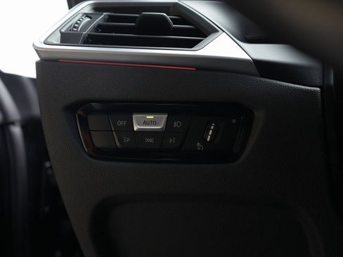 Used 2024 BMW 430i Convertible w/ Convenience Package image 29