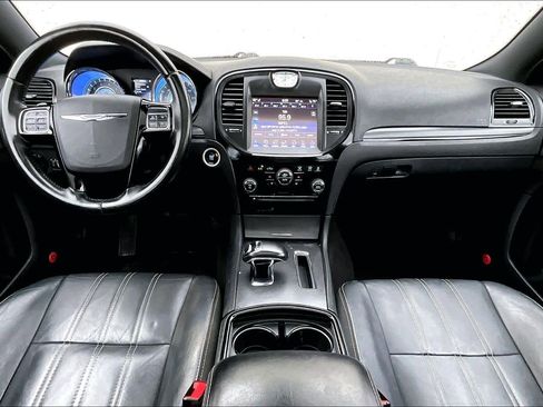 Used 2014 Chrysler 300 S AWD/4WD image 15