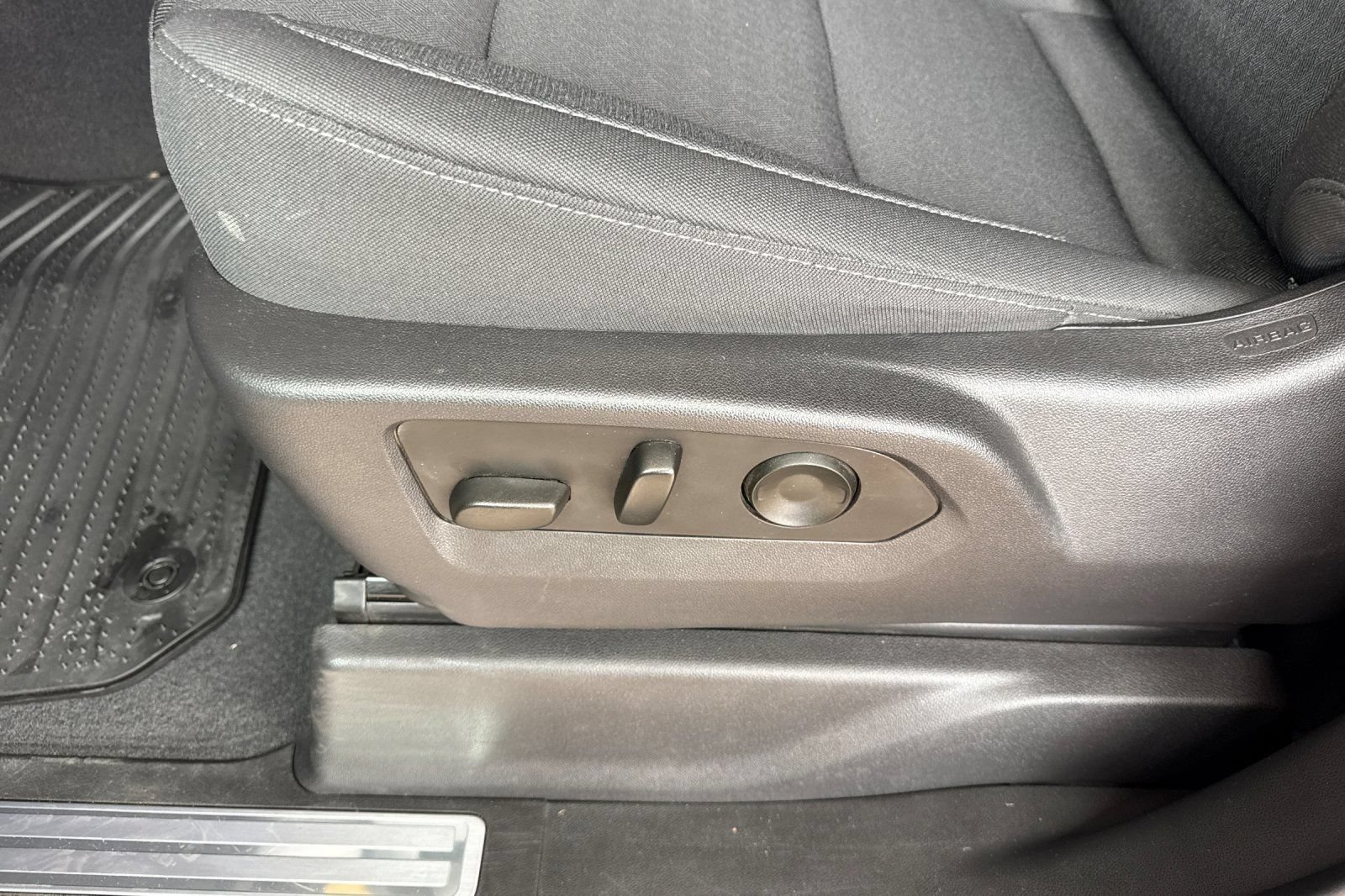 Used 2023 GMC Sierra 1500 Elevation AWD/4WD image 12