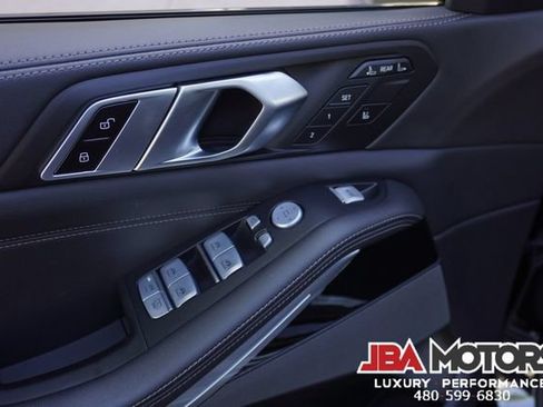Used 2023 BMW X7 xDrive40i w/ M Sport Package AWD/4WD image 87