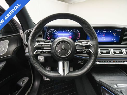 Used 2024 Mercedes-Benz GLS 450 4MATIC image 15