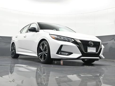 Used 2023 Nissan Sentra SR w/ Trunk Package FWD image 36