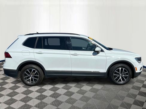 Used 2021 Volkswagen Tiguan SE R-Line FWD image 6