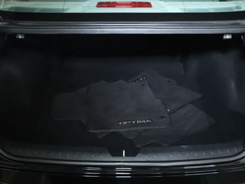 Used 2018 Kia Optima EX w/ Premium Package FWD image 34