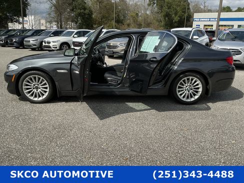 Used 2011 BMW 535i Sedan image 31