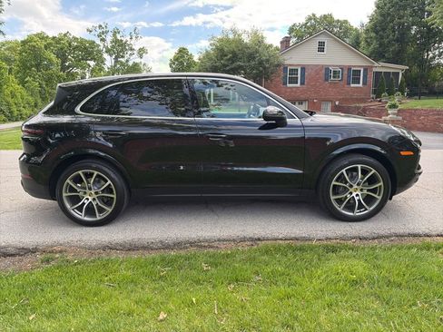 Used 2020 Porsche Cayenne AWD/4WD image 8