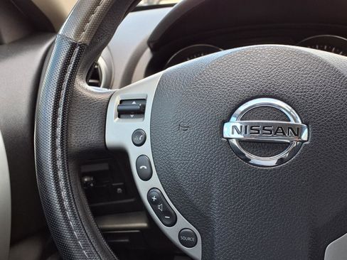 Used 2015 Nissan Rogue S w/ Convenience Package image 17