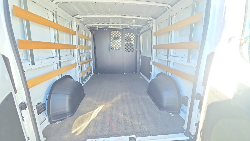 Used 2025 RAM ProMaster 2500 w/ U-Haul Equipment Group FWD image 16