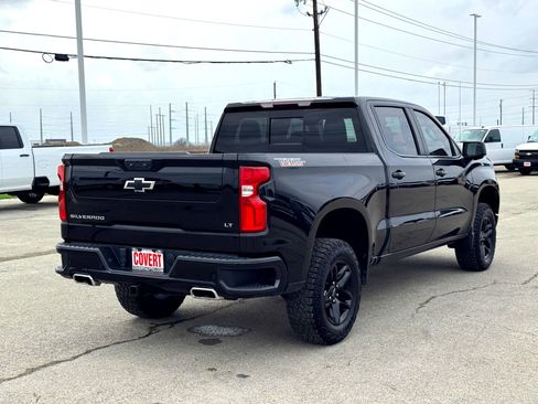 Used 2024 Chevrolet Silverado 1500 LT Trail Boss w/ Convenience Package II image 7