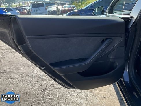 Used 2018 Tesla Model 3 Performance image 31