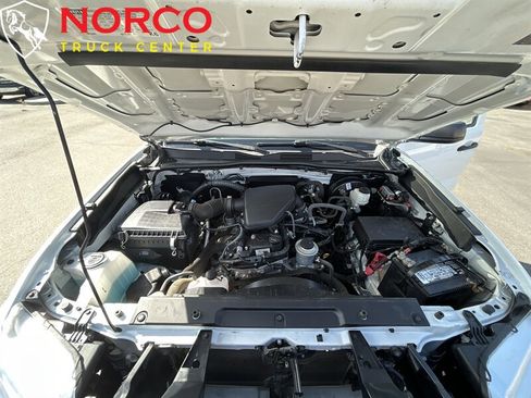Used 2022 Toyota Tacoma SR RWD image 14